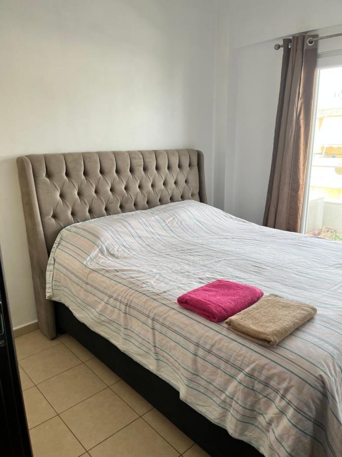 Christos Apartment Rafína Екстериор снимка